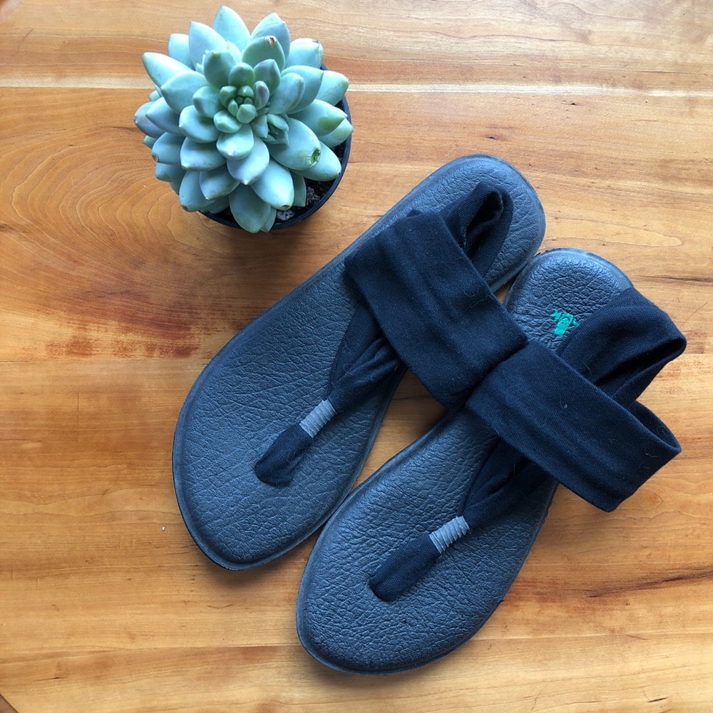 Black Sanuk Sandals